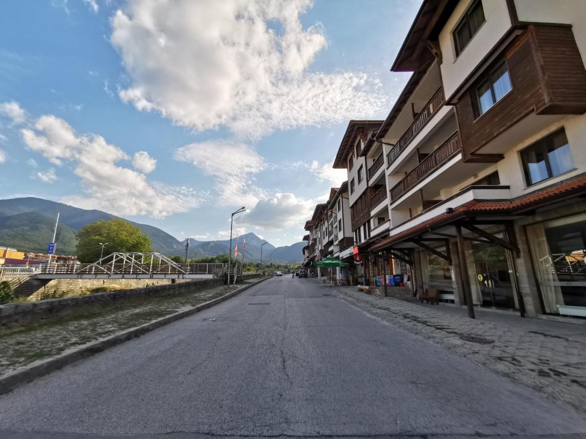 Apartament **Mountain** Views Just Next To The Gondola Lift Bansko Zewnętrze zdjęcie